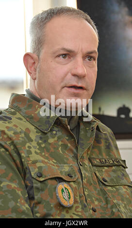 Calw, Germany. 23rd Jan, 2017. Brigadier-General Dag Baehr, the commander of the German Special Forces Command (KSK), on the unit's base in Calw, Germany, 23 January 2017. Photo: Franziska Kraufmann/dpa/Alamy Live News Stock Photo