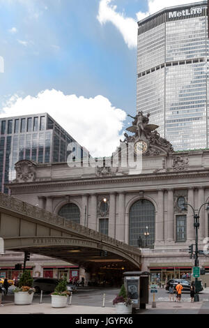 Pershing Square is the intersection of Park Avenue & 42nd Street directly in front of Grand Central Terminal in New York City. Stock Photo