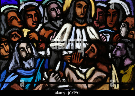 Saint-Joseph church.  Stained glass window. The Last Supper. The final meal that Jesus shared with his Apostles in Jerusalem before his crucifixion. G Stock Photo