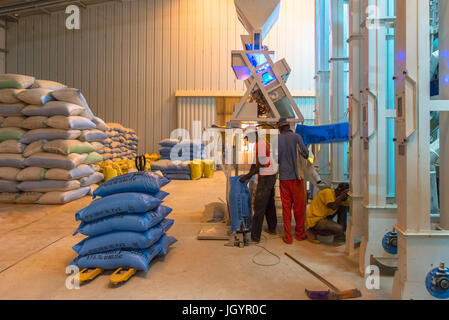 Packing Rice Factory Rice processing and packing factory. Senegal Stock Photo - Alamy