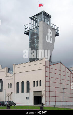 Warsaw Uprising Museum with anchor symbol (Polska Walczaca) in Warsaw, Poland. 6 April 2017 © Wojciech Strozyk / Alamy Stock Photo Stock Photo