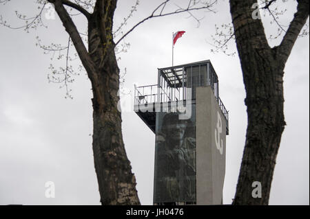 Warsaw Uprising Museum with anchor symbol (Polska Walczaca) in Warsaw, Poland. 6 April 2017 © Wojciech Strozyk / Alamy Stock Photo Stock Photo