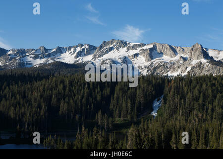 A view of the Mammoth Crest range and Twin Falls, a waterfall that connects Lake Mamie with Twin Lakes in Mammoth Lakes, CA. Stock Photo