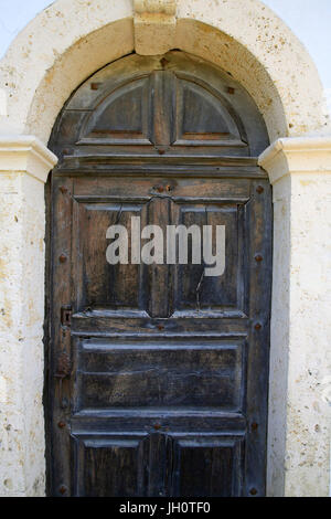 Bionnay baroque chapel.  Old door.  France. Stock Photo