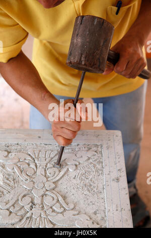 Les Artisans d'Angkor craft workshop in Siem Reap. Cambodia. Stock Photo