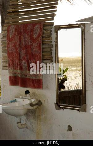 Bathroom, peeps, Lençois, Atins, Maranhão, Brazil Stock Photo