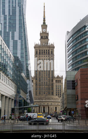 237 meter Palace of Culture and Science (Palac Kultury i Nauki PKiN), 192 meter Zlota 44 residential skyscraper and Zlote Tarasy commercial, office an Stock Photo