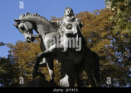 Statue Žquestre du roi Louis XIII place des Vosges. France. Stock Photo