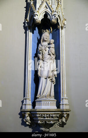 Saint-Germain-des-Pres church.  Virgin and Child statue.  Paris. France. Stock Photo