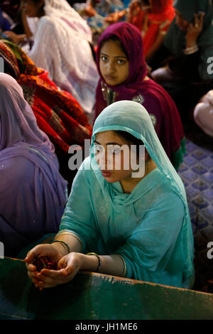 Ajmer Sharif dargah, Rajasthan. Women praying. India. Stock Photo