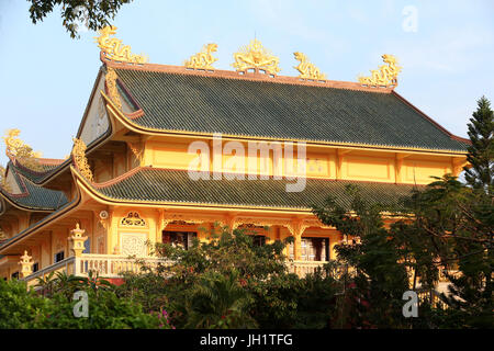 Dai Tong Lam Tu Buddhist Temple.  Main hall.  Ba Ria. Vietnam. Stock Photo