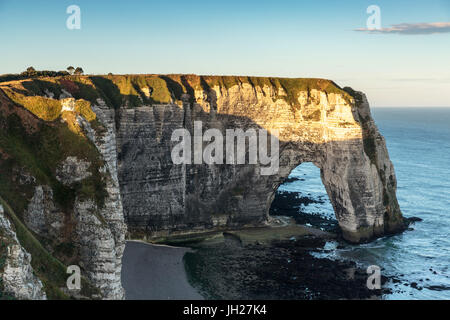 Cliffs seen from Porte d'Aval, Etretat, Normandy, France, Europe Stock Photo