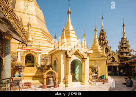 Sule Pagoda, Yangon (Rangoon), Myanmar (Burma), Asia Stock Photo