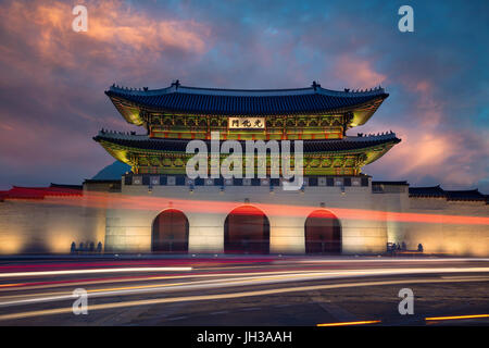 Seoul. Geyongbokgung palace in Seoul, South Korea at sunset. Stock Photo