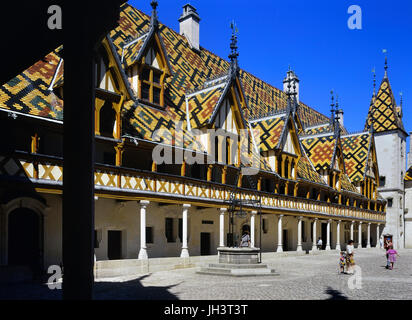 The Hospices de Beaune or Hôtel-Dieu de Beaune, Beaune, Burgundy, France Stock Photo