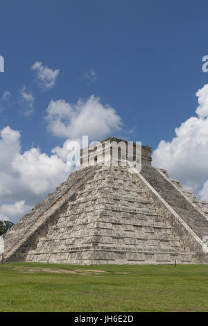 Chichen Itza el castillo Kukuklan Temple,acient culture,Mexico Yucatan Stock Photo