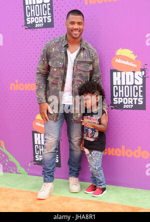 July 13, 2017 - Los Angeles, CA, United States - 13 July 2017 - Los Angeles, California - Russell Wilson, Future Zahir Wilburn. Nickelodeon Kids' Choice Sports Awards 2017 held at the Pauley Pavilion in Los Angeles. Photo Credit: Birdie Thompson/AdMedia (Credit Image: © Birdie Thompson/AdMedia via ZUMA Wire) Stock Photo