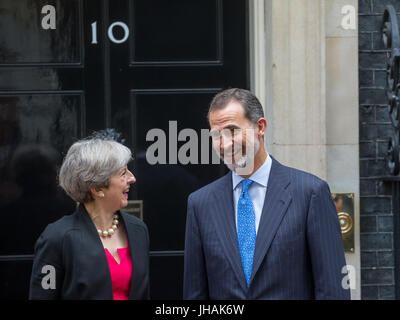 London, UK. 13th July 2017. The King of Spain, Felipe VI, meets British Prime Minister Theresa May at 10 Downing Street Stock Photo