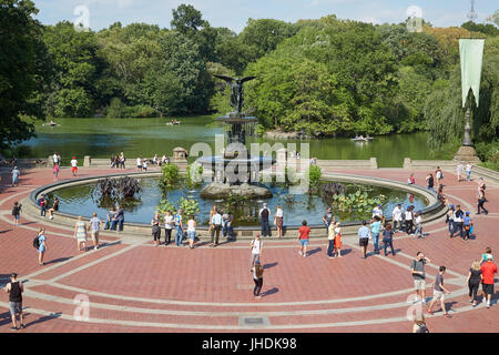 Premium Photo  Bethesda fountain in central park in new york