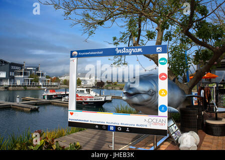 Overlooking the waterfront and lagoon at knysna quays knysna garden route western cape province south africa Stock Photo