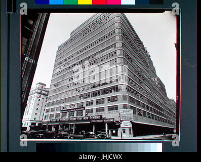 Starrett-Lehigh Building, 601 West 26th Street, Manhattan (NYPL b13668355-482660) Stock Photo