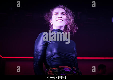 Rae Morris performing at the Institute of Contemporary Arts, London - 12 July 2017 Stock Photo