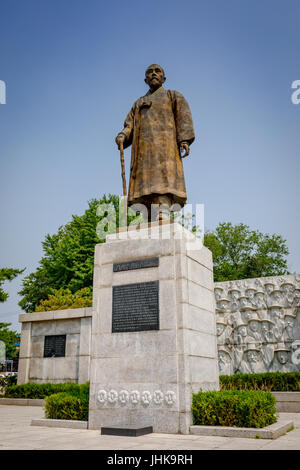 Statue of the Patriot Wolnam Lee Sang-Jae at the Jongmyo Park on Jun 17, 2017 in Seoul, South Korea - Tour destination Stock Photo