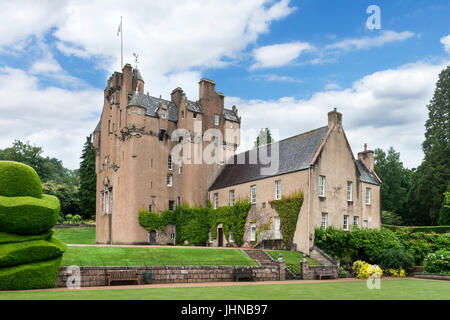 Crathes Castle, Banchory, Aberdeenshire, Scotland, UK Stock Photo