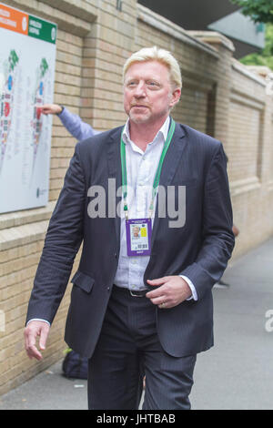 London UK. 16th July 2017. Former Wimbledon singles champion Boris Becker who was recently declared bankrupt arrives on the final day of the  Wimbledon tennis championships Credit: amer ghazzal/Alamy Live News Stock Photo