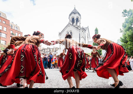 London, UK. 16th July, 2017. Dancers perform at the 7th Armenian Street Festival. © Guy Corbishley/Alamy Live News Stock Photo