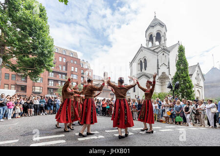 London, UK. 16th July, 2017. Dancers perform at the 7th Armenian Street Festival. © Guy Corbishley/Alamy Live News Stock Photo