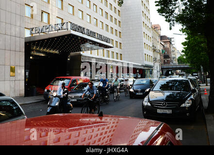 Berlin, Germany. 17th July, 2017. View of the Hotel Bristol Kempinski at Kurfuerstendamm in Berlin, Germany, 17 July 2017. Photo: Jens Kalaene/dpa-Zentralbild/ZB/dpa/Alamy Live News Stock Photo