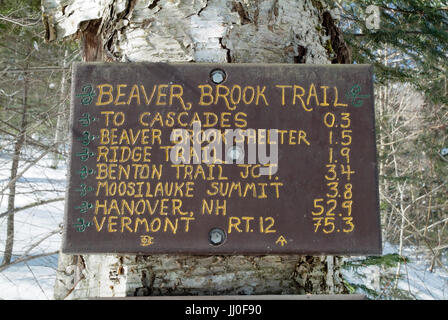Warning sign along the Appalachian Trail (Beaver Brook Trail) in Kinsman Notch of the New Hampshire White Mountains. Stock Photo