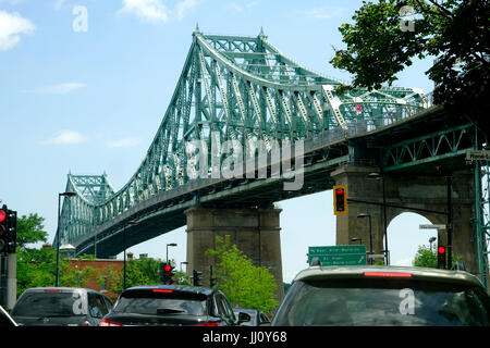Montreal,Canada,16 July,2017. Jacques Cartier bridge spanning the St-Lawrence river in Montreal,Quebec.Credit:Mario Beauregard/Alamy Live News Stock Photo