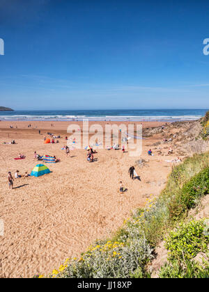 17 June 2017: Woolacombe, North Devon, England, UK - People enjoy the sunshine on one of the hottest days of the year. Stock Photo