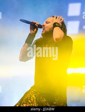 Bridgeview, Illinois, USA. 15th July, 2017. JONATHAN DAVIS of Korn during Chicago Open Air Music Festival at Toyota Park in Bridgeview, Illinois Credit: Daniel DeSlover/ZUMA Wire/Alamy Live News Stock Photo