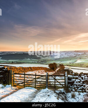 A winter sunset over Danby Dale from Oakley Walls Stock Photo