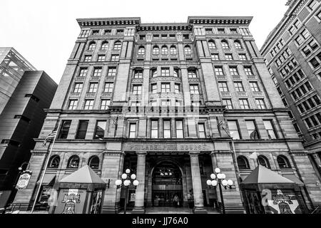 Philadelphia Bourse Building - PHILADELPHIA / PENNSYLVANIA - APRIL 6, 2017 Stock Photo