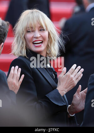 Uma Thurman attends Based on a True Story premiere during the 70th annual Cannes Film Festival at Palais des Festivals on May 27, 2017 in Cannes, France.
