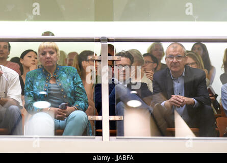 Munich, Germany. 19th July, 2017. Politicians from Buendnis 90/Die Gruenen Volker Beck (r-l), Konstantin von Notz and Claudia Roth sitting in the gallery of the court room at the Oberlandesgericht (Higher Regional Court) in Munich, Germany, 19 July 2017. The trial in the case of the murders and terrorist attacks by the 'Nationalsozialistischer Untergrund' (NSU) group continues. Photo: Andreas Gebert/dpa Pool/dpa/Alamy Live News Stock Photo