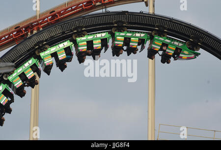 A looping rollercoaster at the Oktoberfest in Munich, Germany, 21 September 2016. The 183th Wiesn take place from 17 September 2016 until 3 Octobre 2016. PHOTO: FELIX HOERHAGER/dpa | usage worldwide Stock Photo