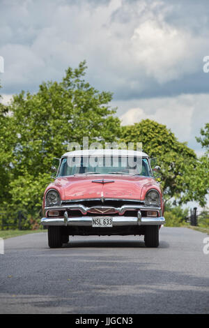 1956 Plymouth Belvedere Sport Sedan at Rally of the Giants american car show, Blenheim palace, Oxfordshire, England. Classic vintage American car Stock Photo