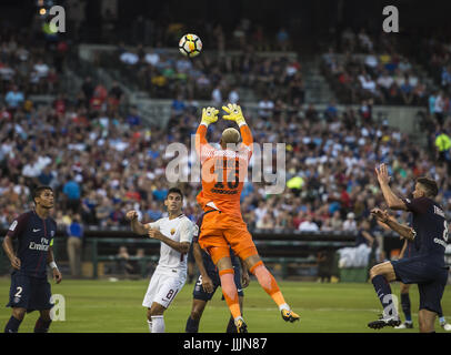 Detroit, Michigan, USA. 19th July, 2017. during the International Champions Cup between AS Roma and Paris Saint- Germain at Comerica Park in Detroit, Michigan. Paris Saint- Germain won the match in a shootout. Credit: Scott Hasse/ZUMA Wire/Alamy Live News Stock Photo