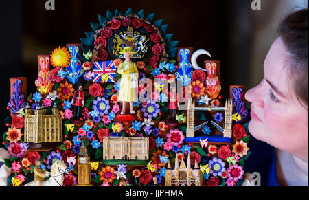 *** EMBARGOED to 00:01 BST, FRIDAY, 21 JULY 2017 *** Pictured: a painted terracotta Tree of Life depicting iconic London landmarks and HM The Queen, gift from President Enrique Pena Nieto of Mexico during his state visit to the UK, 2015. This summer, visitors to the State Rooms at Buckingham Palace wiill enjoy a special display of more than 200 gifts presented to Her Majesty The Queen throughout her 65-year reign and a special tribute to Diana, Princess of Wales. The State Rooms are open to the public from 22 July to 1 October 2017. Stock Photo