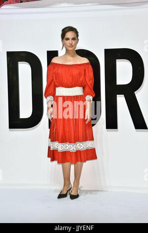 Tokyo, Japan. 19th July, 2017. Natalie Portman attends the Dior For Love photocall at Warehouse Terrada on July 19, 2017 in Tokyo, Japan. | Verwendung weltweit/picture alliance Credit: dpa/Alamy Live News Stock Photo