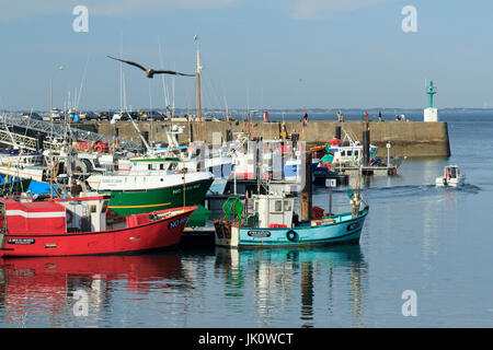 France, Vendée (85), île de Noirmoutier, Noirmoutier-en-l'Île, le port de pêche de l'Herbaudière // France, Vendee, Island of Noirmoutier, Noirmoutier Stock Photo