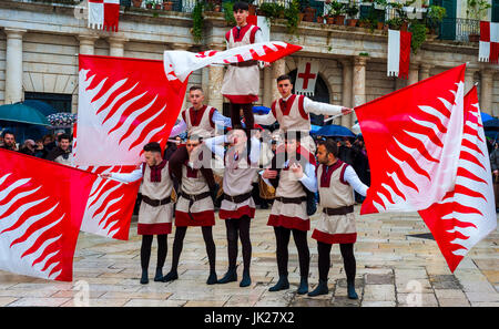 Altamura, Italy - April 25, 2016: performance by a group of flag wavers. Fifth edition of 'Federicus - Medieval Festival' 2016 - Altamura, Puglia. Stock Photo