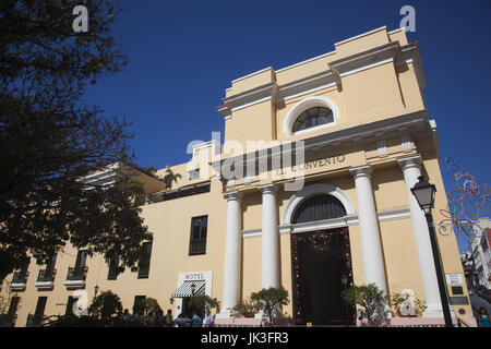 Puerto Rico, San Juan, Old San Juan, Gran Hotel El Convento hotel, exterior Stock Photo