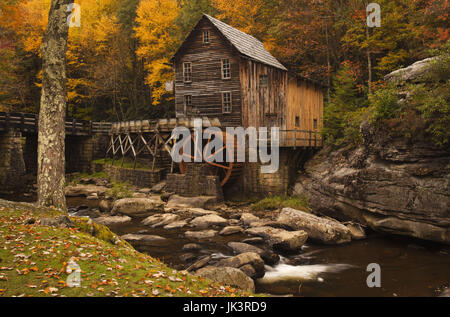 USA, West Virginia, Clifftop, Babcock State Park, The Glade Creek Grist Mill, autumn Stock Photo