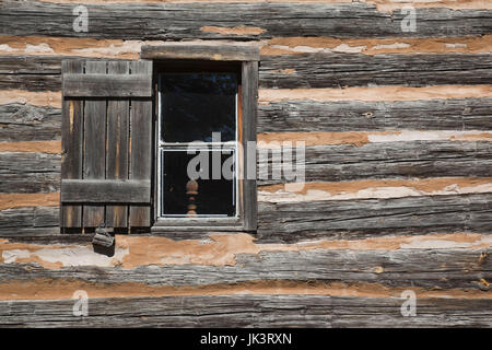 USA, Alabama, Montgomery, Old Alabama Town, Shotgun House, log cabin, exterior Stock Photo